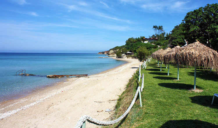 Ampoula Beach