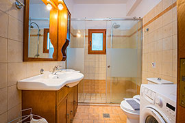 Bathroom villa Old Well
